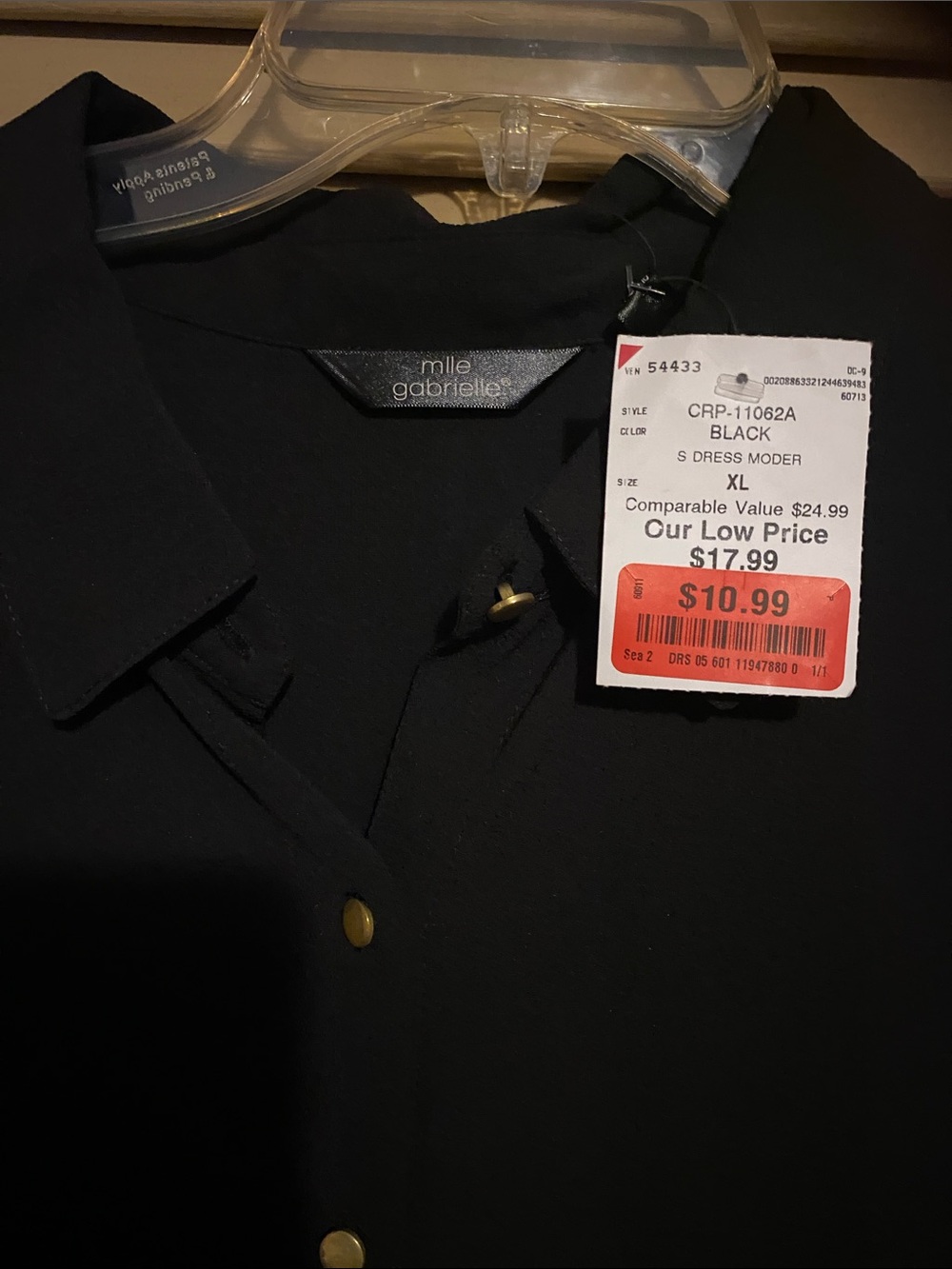 Mlle Gabrielle Black Button-Front Casual Shirt with Gold Buttons - XL